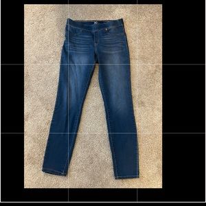 New Direction pull on jeans